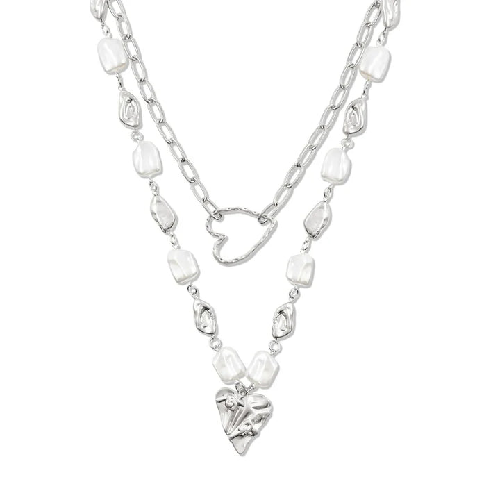 HEART PENDANT NECKLACE