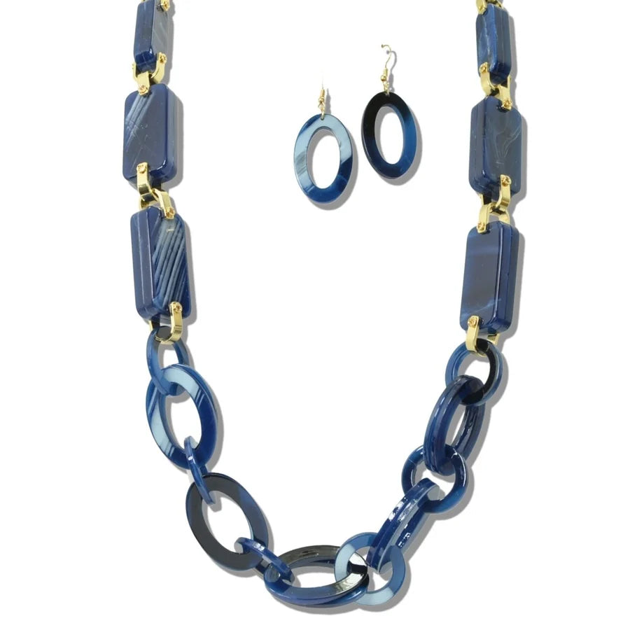 BOLD GEOMETRIC LINK STATEMENT LONG NECKLACE