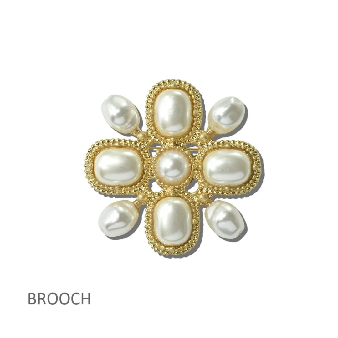 WATER RESISTANT VINTAGE GOLD MULTI PEARL BROOCH PI