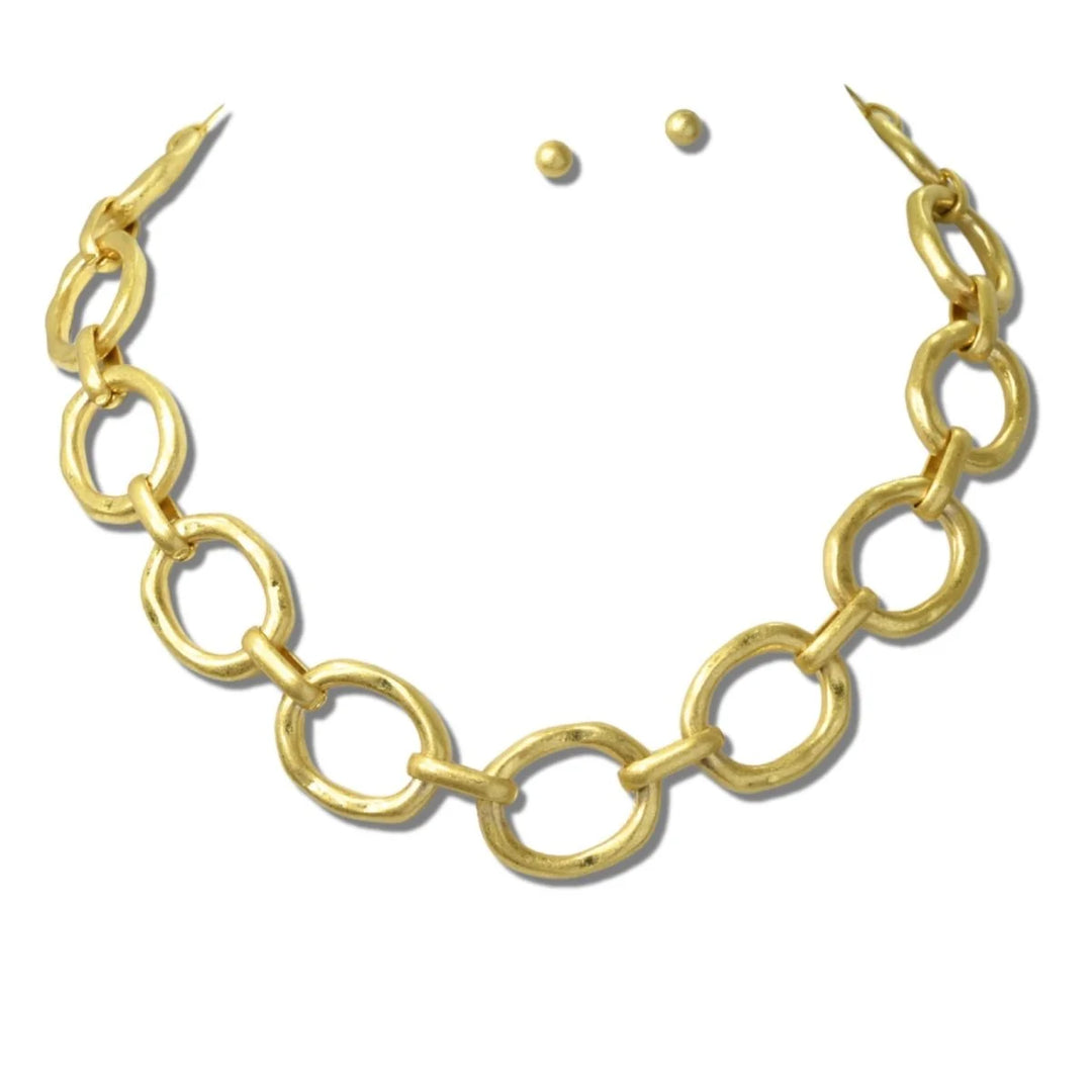 24K GOLD TONE WATER RESISTANT BRUSHED OVAL LINK TOGGLE NECKLACE