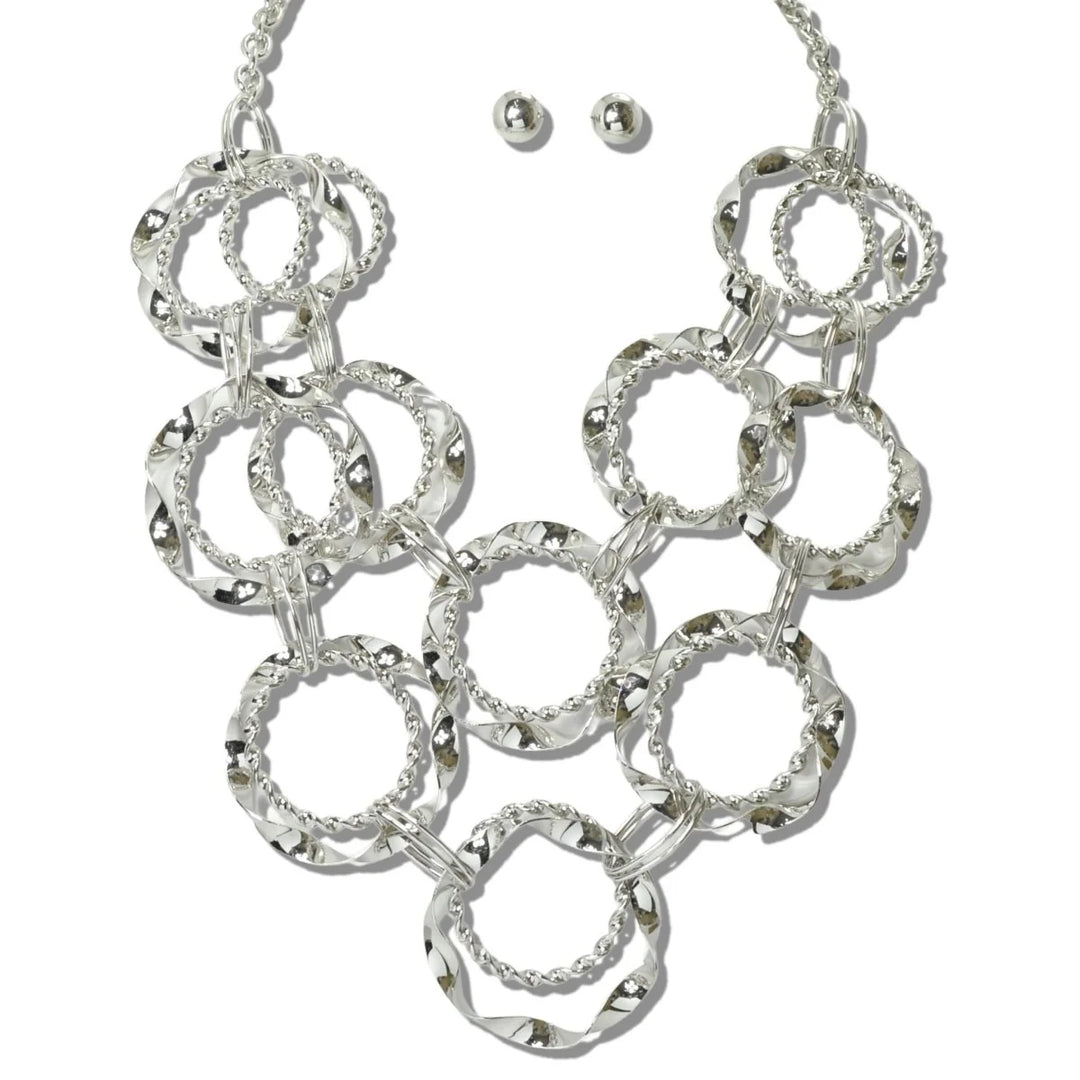 INTERLOCKING TWISTED CIRCLE BIB NECKLACE