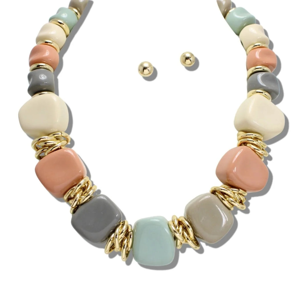 CHUNKY ORGANIC PEBBLE COILED RING STATEMENT NECKLACE