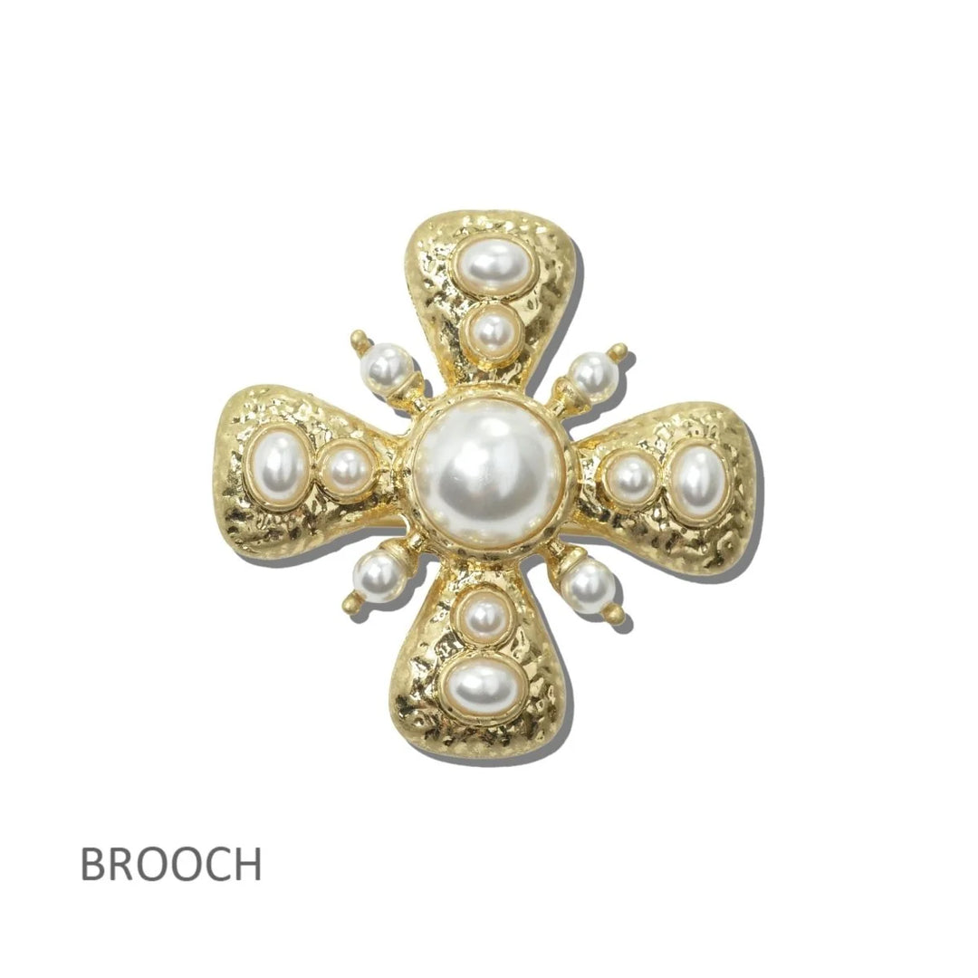 WATER RESISTANT HAMMERED METALLIC MALTESE CROSS PEARL BROOCH, 113860