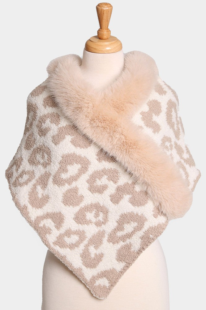 Faux Fur Pointed Leopard Patterned Shawl