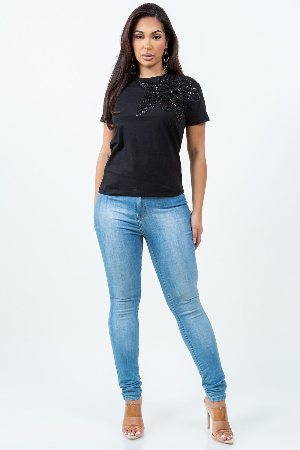 Shoulder Flower Attached T-shirt