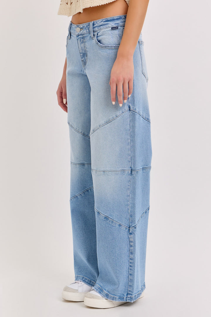 Jeans Low Rise Wide Leg with Seam Details