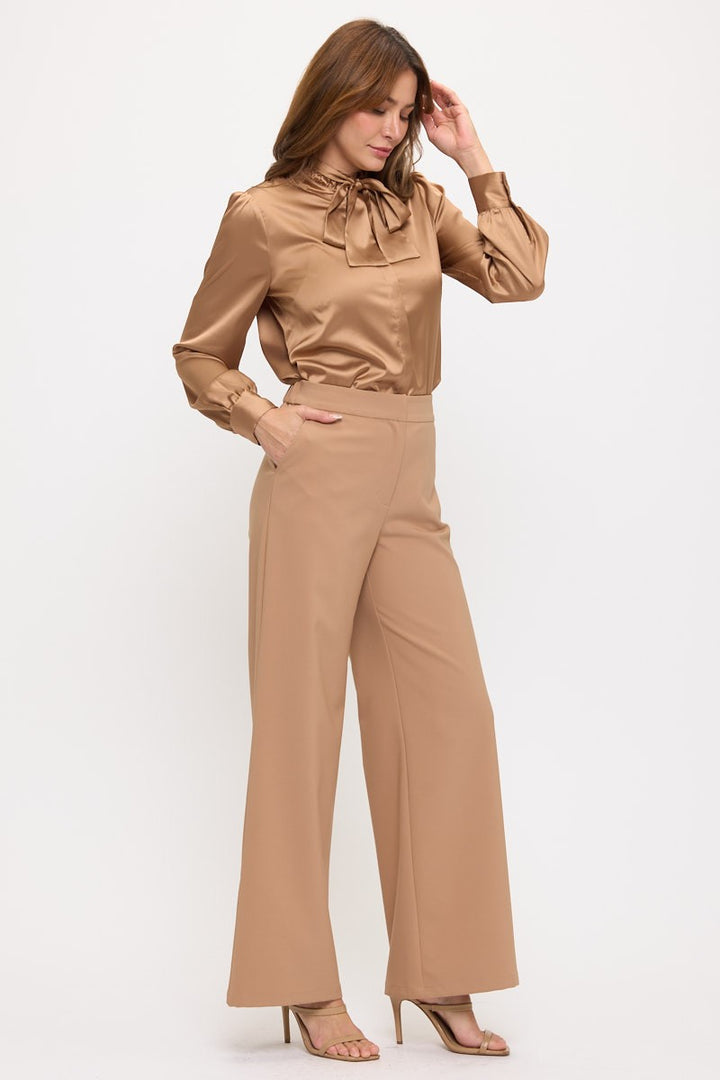 Lesile Solid Ruffle Blouse