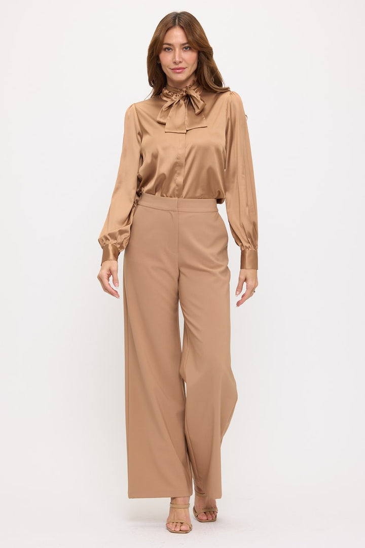 Lesile Solid Ruffle Blouse