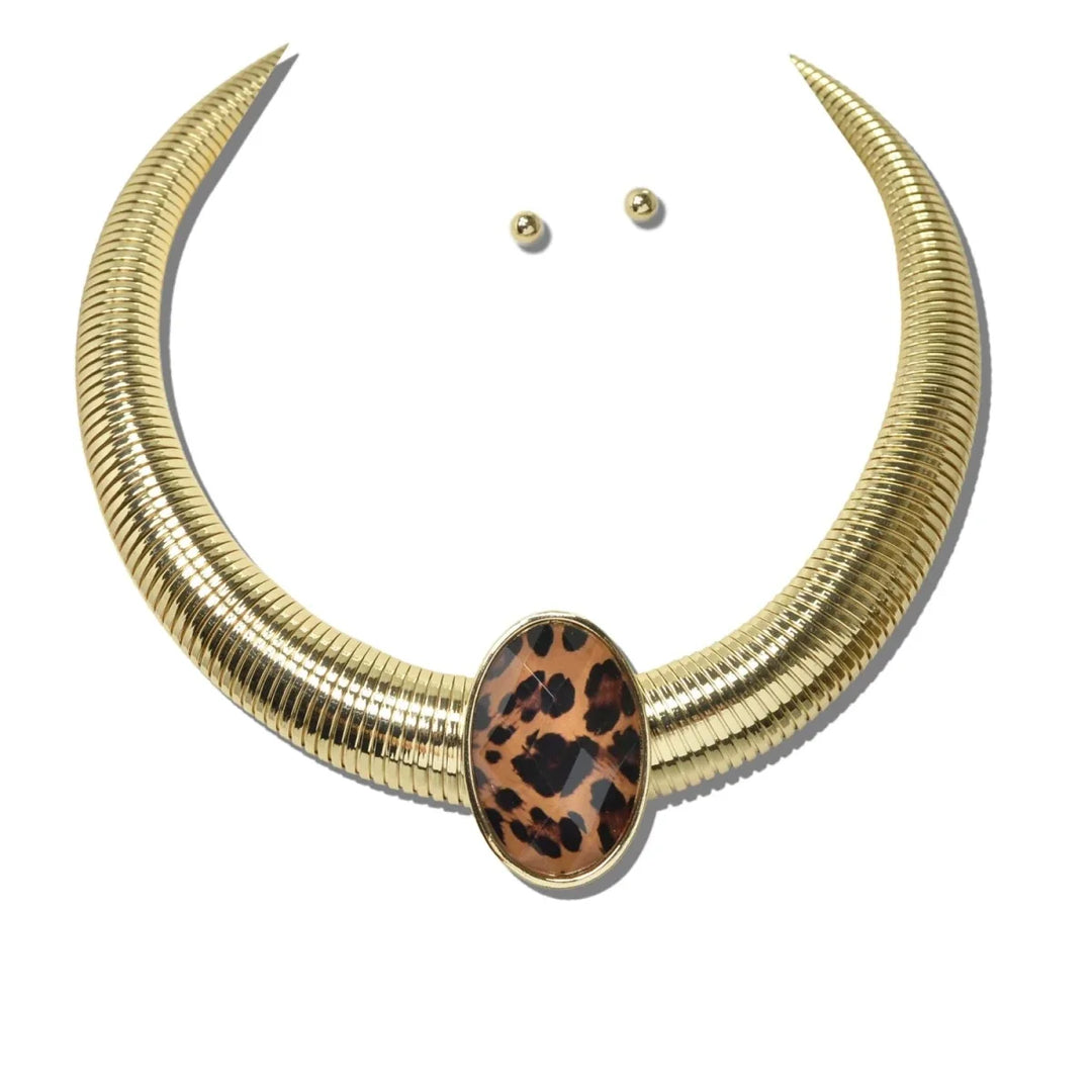 FACETED LEOPARD PRINT OVAL CHOKER NECKLACE