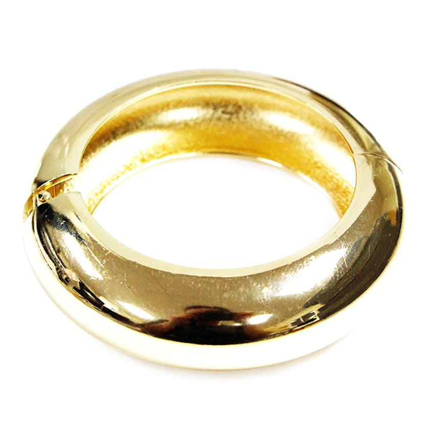 B0388 | Smooth Silhouette Statement Bangle