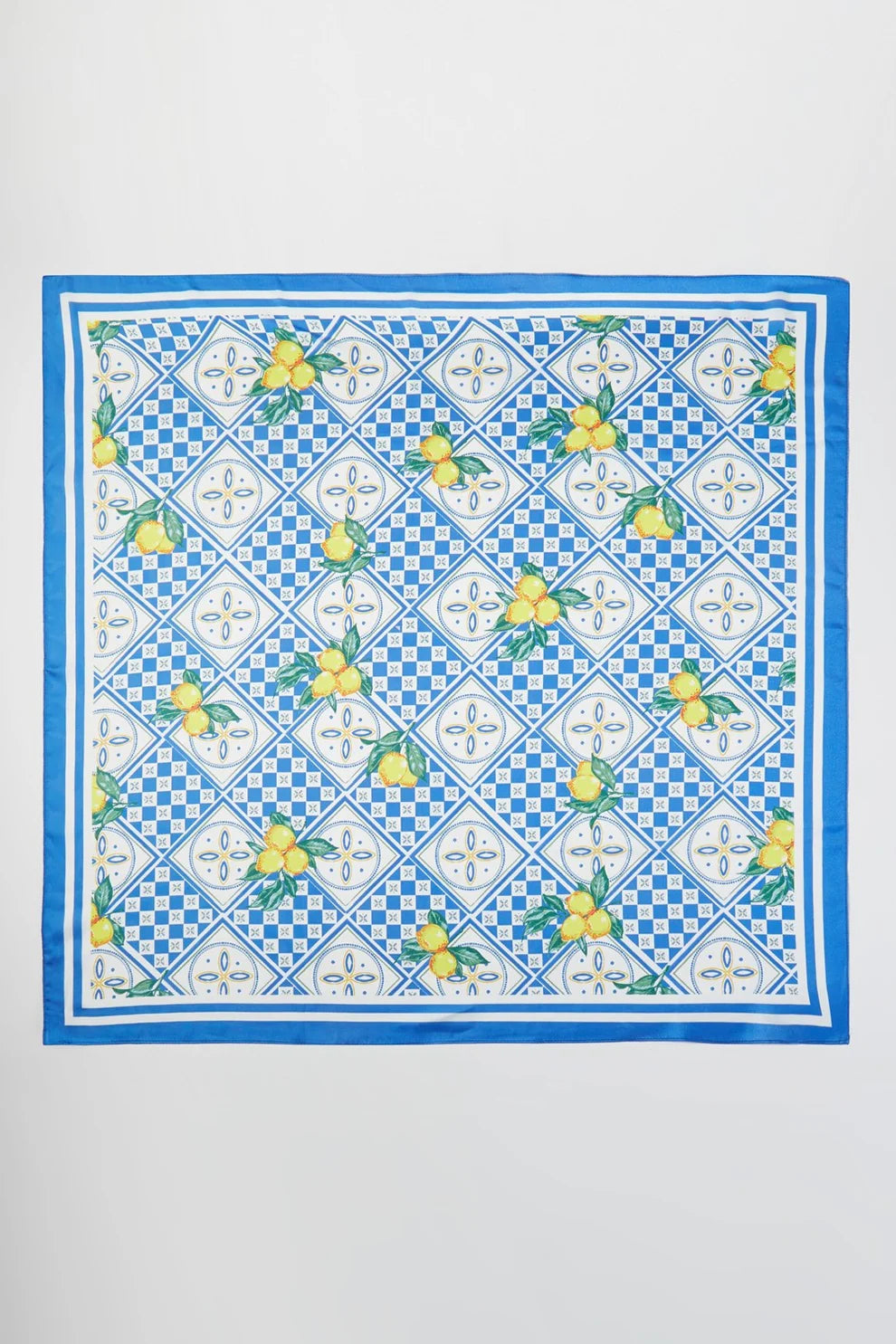 Classic Graphic Neck Scarf