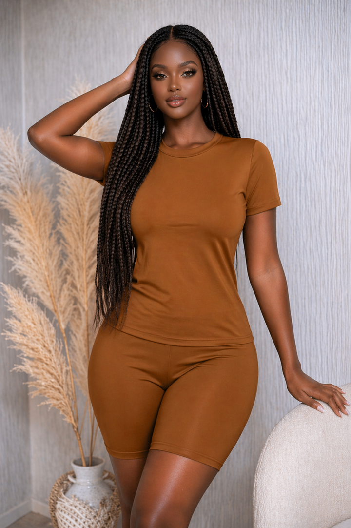 SOLID TOP & BIKER SHORTS SET
