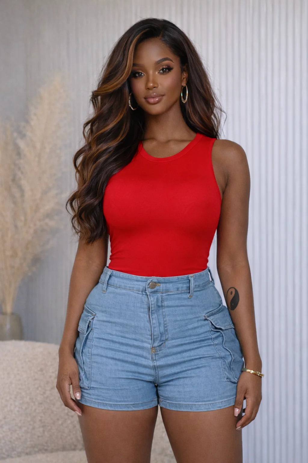 SOLID SLEEVELESS BODYSUIT