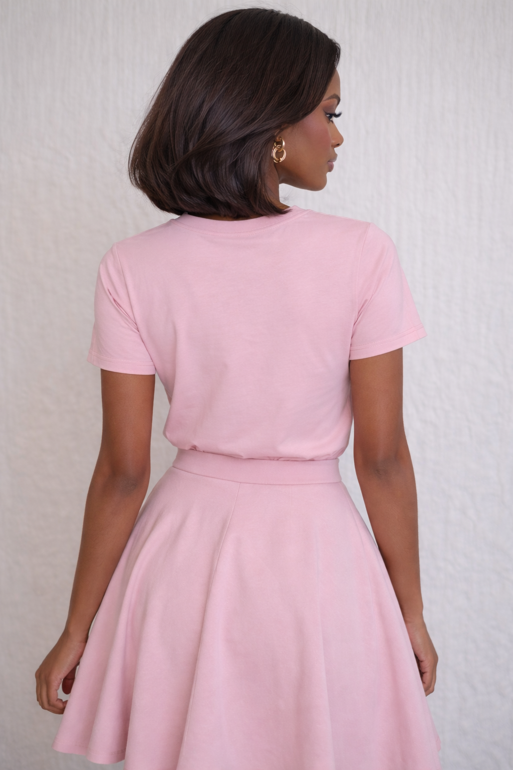 FLOWER EMBROIDERY PATCHED T-SHIRT