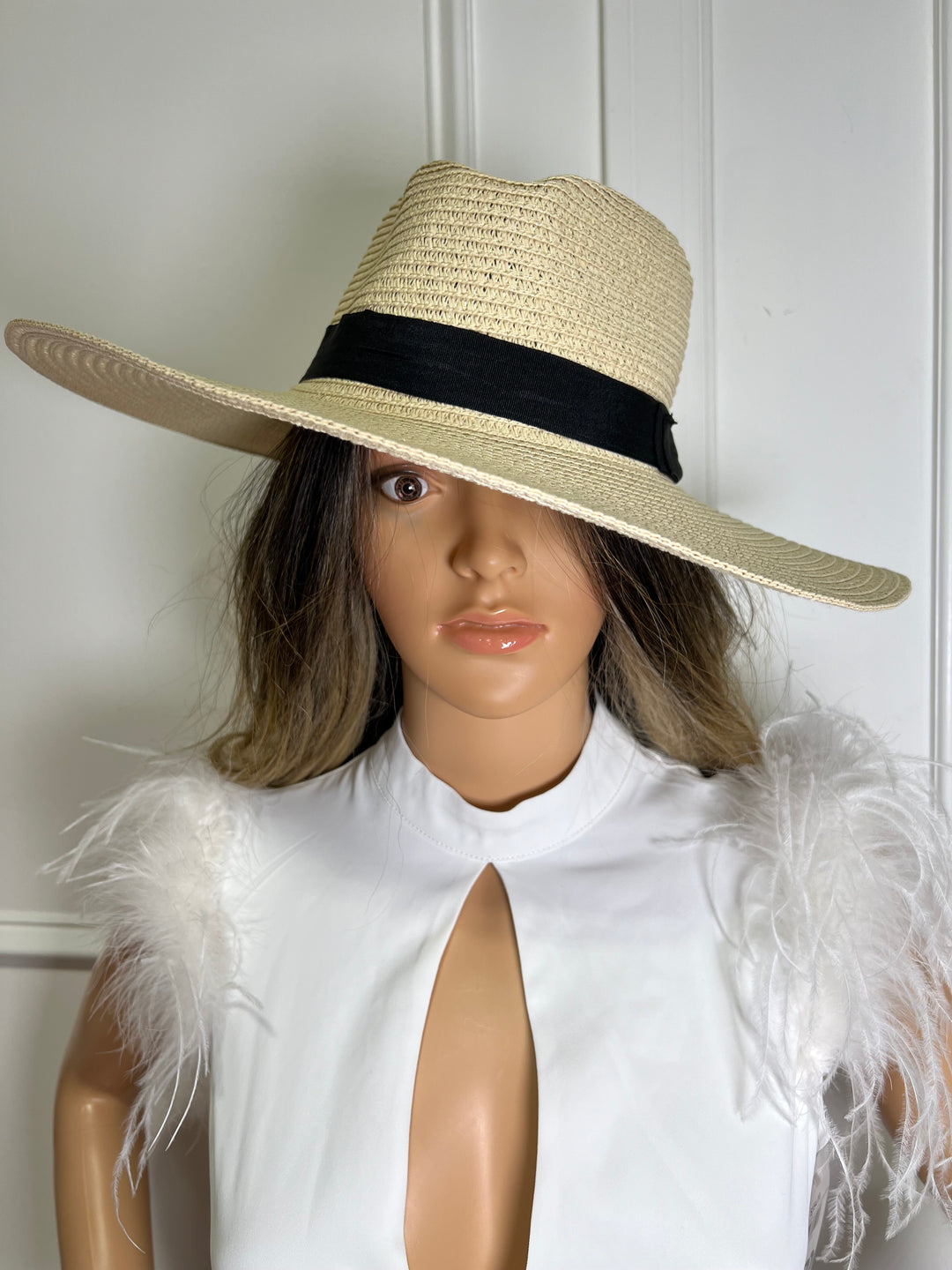 Hat Enith