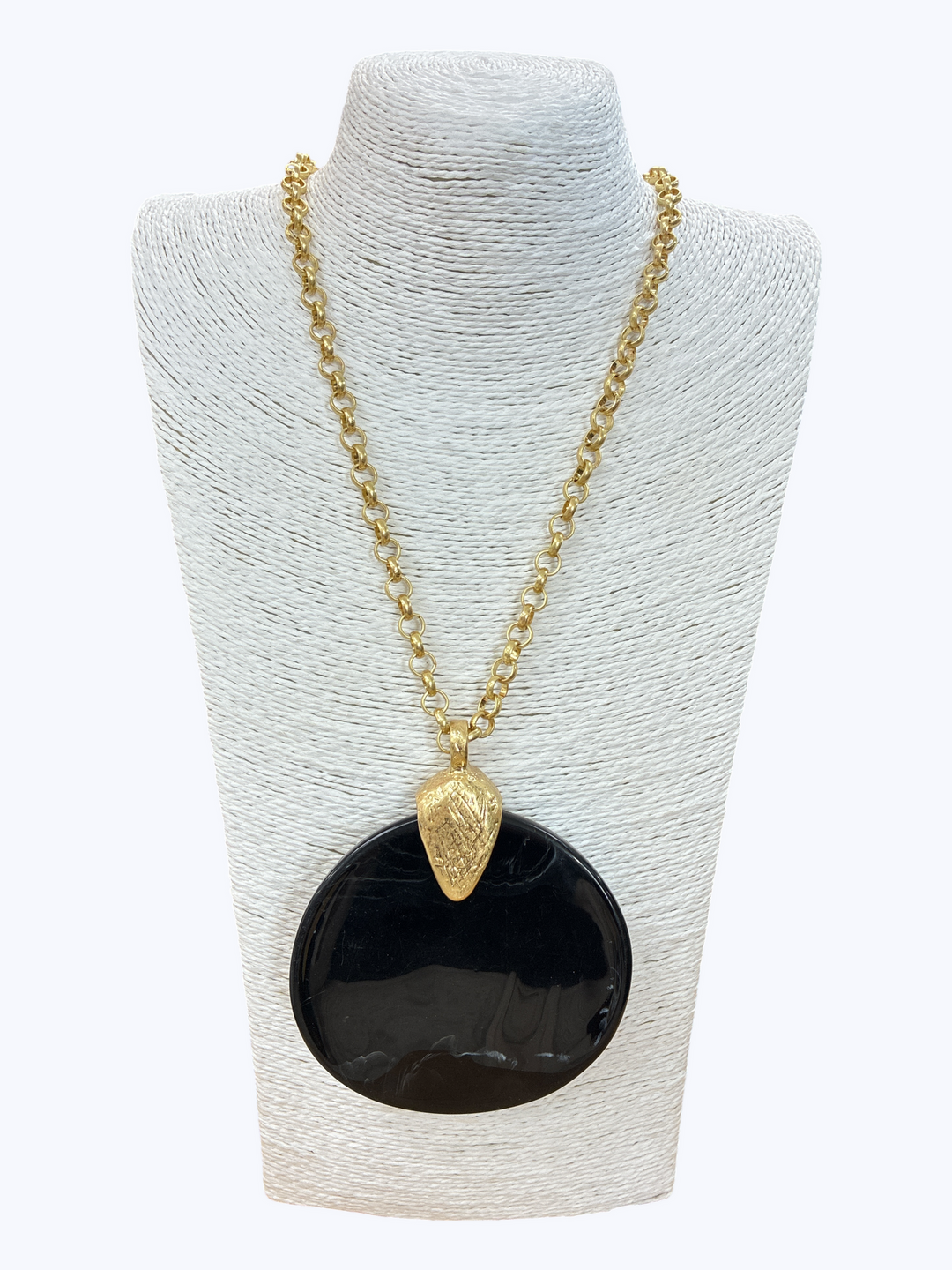 Oversized Disc Pendant Necklace
