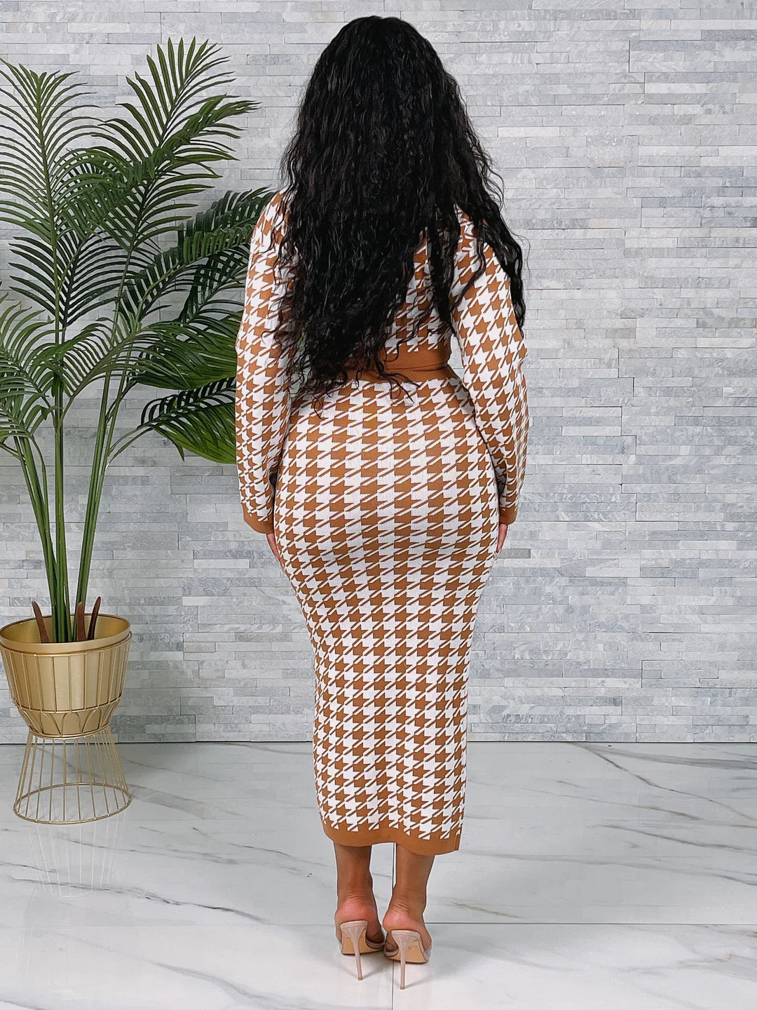 Houndstooth Pattern Turtleneck and Midi Skirt Set