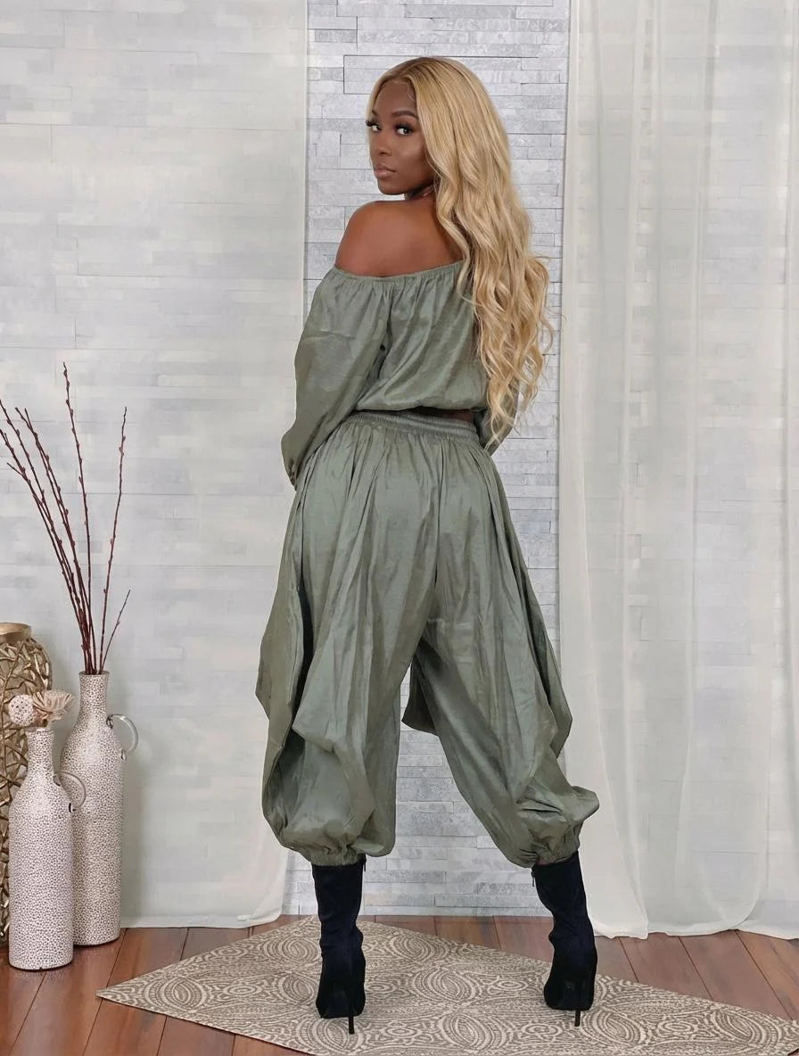 OFF SHOULDER TOP & BUBBLE TAFFETA PANTS SET